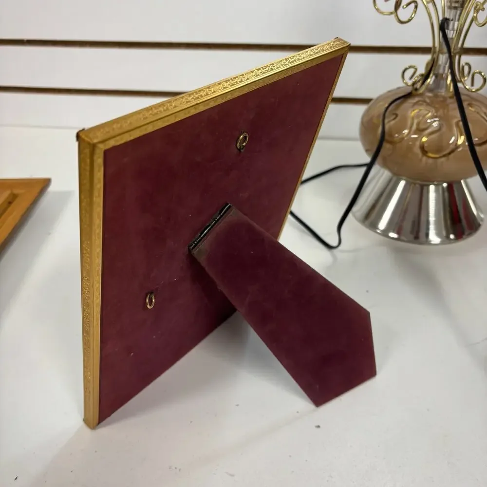 VTG 8x10 Gold Tone Metal Picture Frame Mid-Century Embossed Border Regency